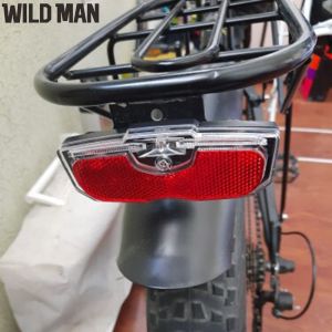 High Visibility LED Bike Rear Light with Reflective Surface for Mountain Bike Luggage Rack and Night Cycling