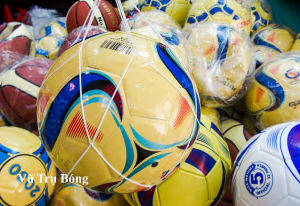 Quả Bóng đá futsal galaxy ( kèm kim bơm và túi)