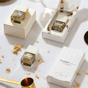 TheNailBakery เดอะเนลเบเกอรี่ ยาทาเล็บสูตรกึ่งเจล เรซิ่นแท้ สีทอง Skyfall (สีกลิตเตอร์ทองพิเศษ)