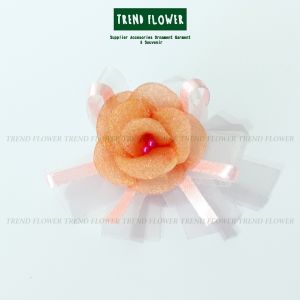 bunga mawar putik kecil bunga bross cantik aksesoris hiasan souvenir hampers seserahan