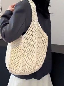 Women Knitted Hollow Shoulder Bag Large Capacity Handbag Travel Beach Vacation Bag Korean Style