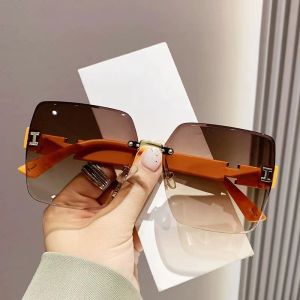 Runenbaoluo Kính mát khung vuông thời trang cho phụ nữ với bảo vệ uv375