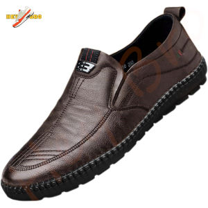 HB รองเท้าหนังผู้ชาย รองเท้าผู้ชาย รองเท้าไม่มีส้น รองเท้าคัทชูผู้ชาย PUหนัง พื้นนุ่มกันน้ำและกันลื่น สบายเท้า รองเท้าหนังลําลอง พื้นนิ่ม สวมใส่สบาย แฟชั่นนักธุรกิจ ไซส์ 39-44