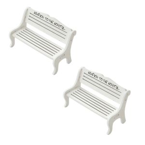 CAEXE 2Pcs ทำจากไม้ เก้าอี้ตุ๊กตาผ้า เพชรประดับขนาดเล็ก อุปกรณ์ประกอบฉากพื้นหลัง เก้าอี้ม้านั่งขนาดเล็ก เครื่องประดับสวนประดับ เฟอร์นิเจอร์บ้านตุ๊กตา ม้านั่งขนาดเล็ก สำหรับเด็กๆ