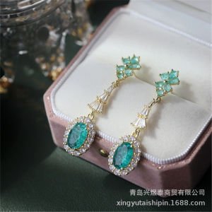 French vintage green zircon earrings 2023 New popular niche design high-end elegant court-style earrings for women