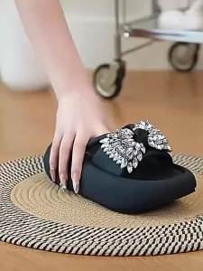 [Free Shipping] Trendy Thick-Soled Breathable Sandals For Women Perfect For Summer 2026 Versatile Height-Increasing Casual With Rhinestone Bow Slip-On Design