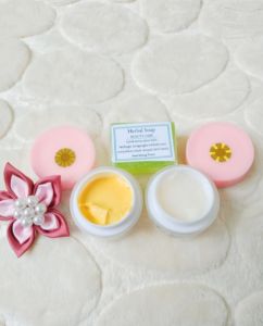 Herbal Cream Pencerah Wajah +30 Tahun Keatas - Pink