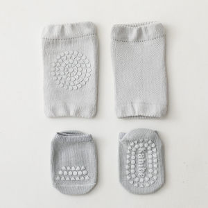 [READY STOCK]  Torapo 0-12 Month Baby Anti Slip Knee and Socks Cotton Protector Pelindung Lutut dan Kaki Bayi 婴儿棉质护膝和腿