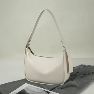 IELGY Ladies Soft Leather Crescent Bag Trendy French One-Shoulder Underarm Bag