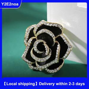 【Local shipping】 1Pc Rhinestone Camellia Flower Brooches for Women Enamel Pin Fashion Jewelry