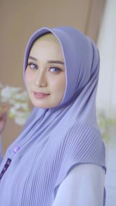 Jilbab Hijab Kerudung Bergo Wanita Dewasa Terbaru 2021