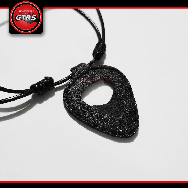 Pickaxe Accessory Guitar Pick Necklace Holder - Leather (Black) with Free Pick | Lazada ...