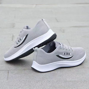 ZiShop  ขายดีสุดๆ‼️ รองเท้าผ้าใบ รองเท้าผ้าใบแฟชั่น สะดวกสบาย ลื่นและทนต่อการสึกหรอ ระบายดี ระงับกลิ่น เข้าได้กับทุกการแต่งตัว ไม่ควรพลาด🚚