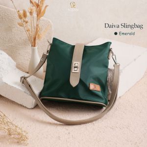 Tas Selempang Mini Beresleting Tengah Daiva Slingbag Dari Aqlan