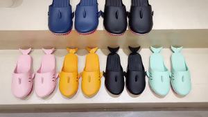 New Personalized Closed-Toe Slippers: Creative Funny Shark & Fish Slippers