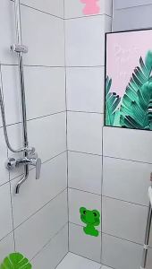 4 Tier Corner Bathroom Rack / Height Adjustable Telescopic Shower Rack/ Toilet Kitchen Corner Shelf