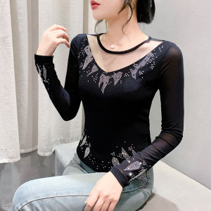 Yimei 2024 Mới Nặng Crafted Kim Cương Lấp Lánh màu đen phía trên Thời Trang Quan điểm cổ tròn dài tay Mùa Thu Lưới T-Shirt Cho Phụ Nữ