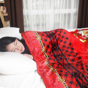 Vito - Selimut Bulu Sutra Halus Lembut 160x200 Motif