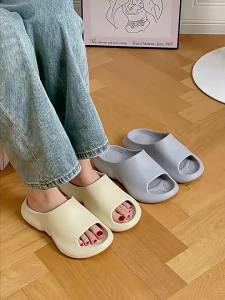 [Free Shipping] MenS Summer Slippers For Outdoor And Indoor Use Home Bathroom Anti-Slip CoupleS Thick-Soled Anti-Odor Slippers For Women