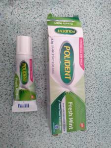 POLIDENT Lem gigi Tiruan Fresh Mint dan Flavour Free KEMASAN MINI 85GR