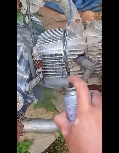 Stainless Steel Repair Paint 550ml Chrome Plating Metallic Silver Anti-Rust Primer for Metal Surfaces