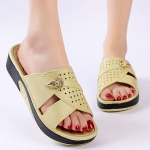 ZEEMIN Womens Summer New Platform Wedges Peep Toe Slippers Soft Sole Non Slip Washable Home Slippers Outdoor Beach Slippers Sandals