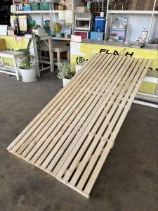 เตียงไม้พาเลท ไม้สน ฐานเตียง สำหรับเตียง1 - 6ฟุต  สูง 5-6 ซม.  สูง 9 ซม.