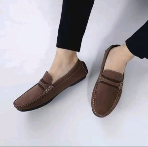 Casual Shoes Summer New Casual Shoes Mens Breathable Korean Fashion Versatile Single Pedal Mens Casual Driving Leather Shoes