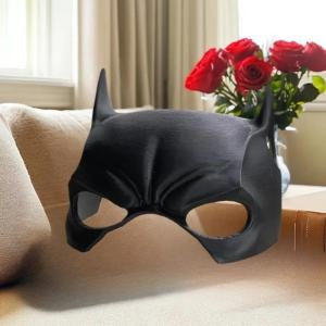 YAFEN Dog Bat Cool Man Mask Dog Avenger Mask Cute Bat Mask Superhero Toys Halloween Costume For Dogs Pet Supplies
