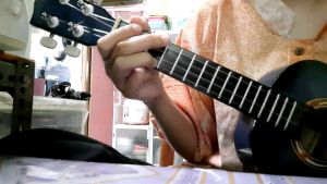 Gitar Ukulele Gitar Kecil Senar 4 Gitar Kencrung untuk Musik Kroncong Kwalitas oke