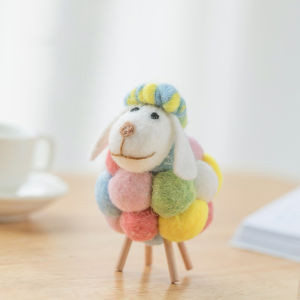 EO4MD Handmade Cute Wool Xmas Holiday Ornament Felt Sheep Figurines Party Supplies Statue Miniature Home Decoration