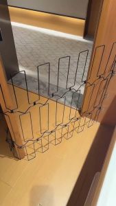 AimayaPet Pet Fence Retractable Mesh Portable Adjustable Room Divider Indoor Dogs and Cats Safety Gate