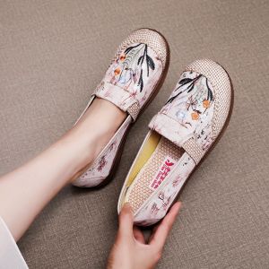 Free Shipping Autumn New Collection: Comfortable Flat-Soled Shoes Chinese-Style Retro Fisherman Sandals And Easy-To-Wear Slip-On Shoes For Moms