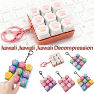Kawaii Cat Claw Fidget Decompression 9 คีย์บอร์ดของเล่นสําหรับผู้ใหญ่ Antistress ของเล่นเด็กหญิง Anti Stress Finger คีย์บอร์ดเกมพวงกุญแจ