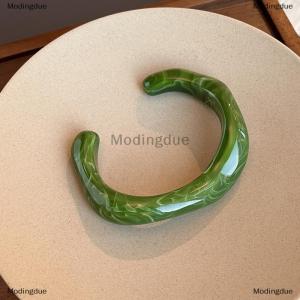 [COD] Modingdue Fashion Unique Irregular Acrylic Cuff Bracelets For Women Simple Texture Multicolor Geometric Open Bangle Female Jewelry