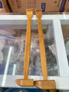 Cây gãi lưng bằng gỗ thơm dụng cụ đấm lưng thư giãn giảm đau mỏi cho cả gia đình mh869 hahanco