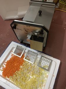 Máy xắt thái hạt lựu trái cây củ quả thái cà rốt củ cải làm cơm chiên thái dừa non nấu chè