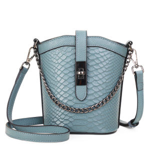 Aidrani กระเป๋าพาดลำตัวสะพายไหล่เส้นเดียวแฟชั่นผู้หญิงลวดลายจระเข้ทำจากผ้าหนังวัวกระเป๋าถังขนาดเล็กสีฟ้า