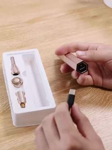 Máy tỉa lông mặt cho nữ máy tỉa lông điện 4 trong 1 dùng cho lông mũi lông cổ lông chân lông tay lông nách và vùng bikini đi kèm cáp USB.