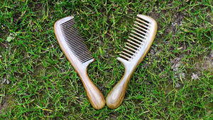 PureGLO Natural Handmade Wide & Fine Tooth Wooden Hair Comb Set Womens Anti-Static Green Sandalwood Hair Comb