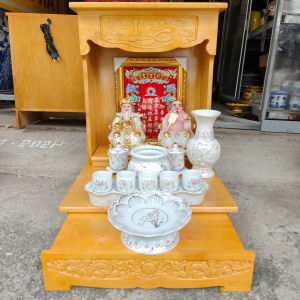 [Combo 142] Bộ Bàn Thờ Thần Tài Thổ Địa Gỗ Sồi Màu Vàng Ngang 35cm Và Bộ Gốm Sứ Bạch Ngọc Màu Trắng.