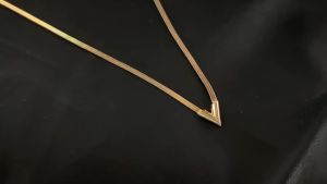 AE European and American style multi-layered pearl necklace for women high-end light luxury sweater chain versatile long necklace for autumn and winter