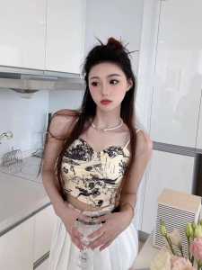 Crop Top Seamless Motif With Cup Bra Korean Fit s-xl / Atasan Wanita Crop Motif With Cup Bra fit S-XL