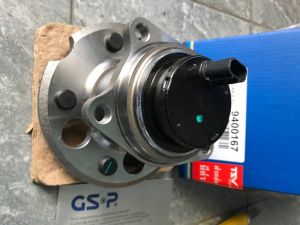 GSP ดุมล้อหลัง Toyota Alphard 2002-2007 ATH10. 2WD จำนวน 1 ข้าง ซ้าย-ขวาใส่กันได้