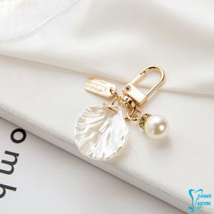 พวงกุญแจรูปทรงหัวใจประดับกระเป๋า beautiful keychain