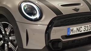 kkmf 2Pcs Hood Racing Stripe Vinyl Car Stickers Engine Cover Decor Decal Auto Front Bonnet Exterior Body Decor Accessories 8N6Y2