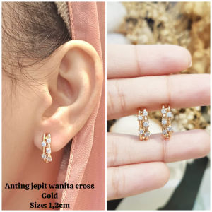 Deux - Anting Jepit Wanita Mata Cross