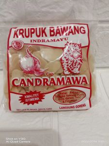 Kerupuk Bawang Sedap isi- 5pcs RASA BAWANG CETAR !!! BISA LANGSUNG DIGORENG KEMASAN 200GRAM