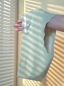 3D Peach Hip Seamless Ice Silk Womens Panties Cotton Crotch Bare Feel Breathable Fresh Cute Girl Triangle Briefs