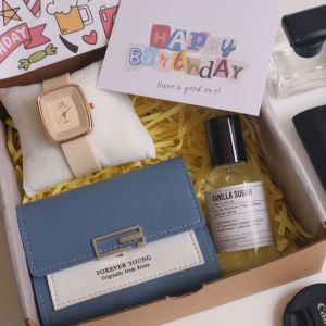 Gift Box Surprise Untuk Bestie Pacar Cewek Valentine Girlfriend Hadiah Kado Perempuan Lulus Wisuda Pernikahan Estetik